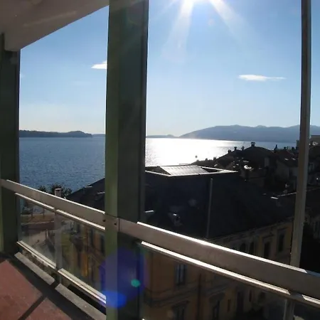 Lejlighed Luxury Penthouse With Wonderfull View Verbania